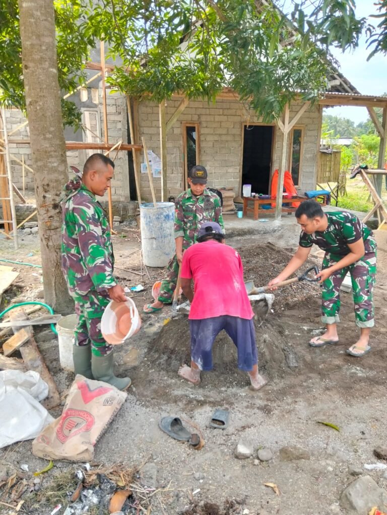 Gotong Royong Satgas TMMD 125 Kodim 0825/Banyuwangi Wujudkan Rumah Layak Huni untuk Warga Siliragung